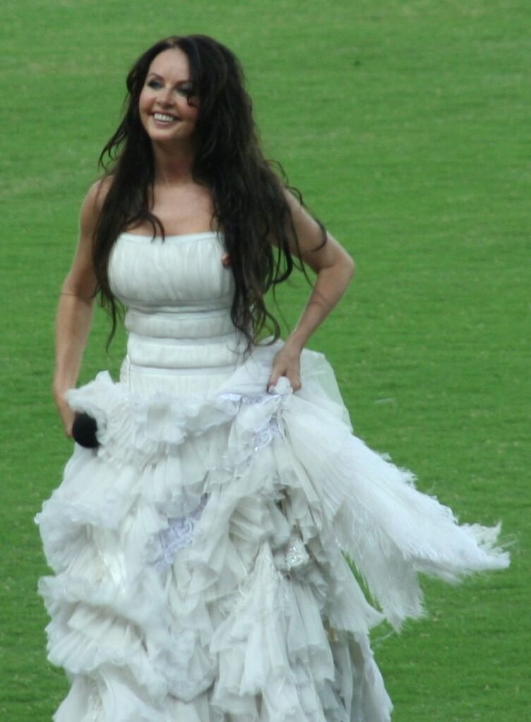 Sarah Brightman & Cliff Richard